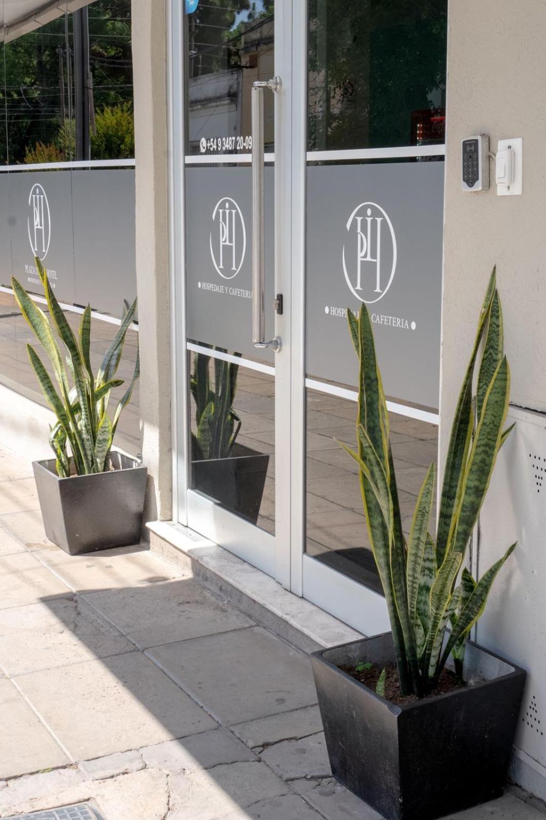 Hotel Plaza Italia Zárate 외부 사진